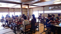 市内 より上松病院 様が当院にて「善光寺内陣参拝」・「精進料理」・「お数珠づくり体験」をされました。