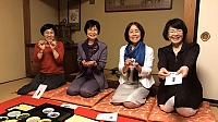 栃木県 東京都 神奈川県 長野県より4名のお客さまが、お数珠作り体験にお越し頂きました。